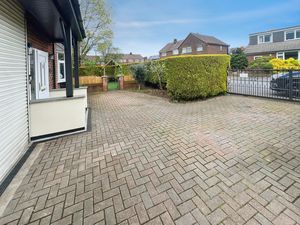 Front aspect- click for photo gallery